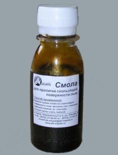Смола для охотничьих лыж во флаконе.